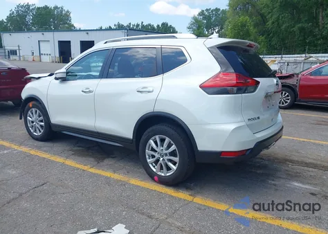 2017 Nissan Rogue Sv z USA, uszkodzony, nr VIN KNMAT2MV6HP544261